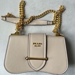 Designer Inspired shoulder bag.